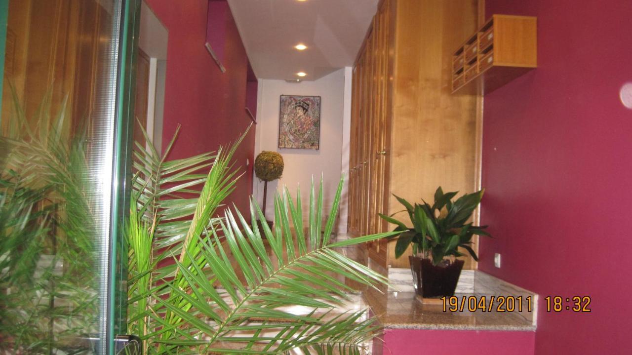 Apartamento Arriondas Bagian luar foto